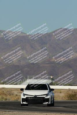 media/Oct-24-2025-Doghouse Garage (Fri) [[783d2ff07a]]/5-Beginner/Session 1 (Follow the Leader)/